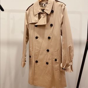 Burberry Coat SizeM